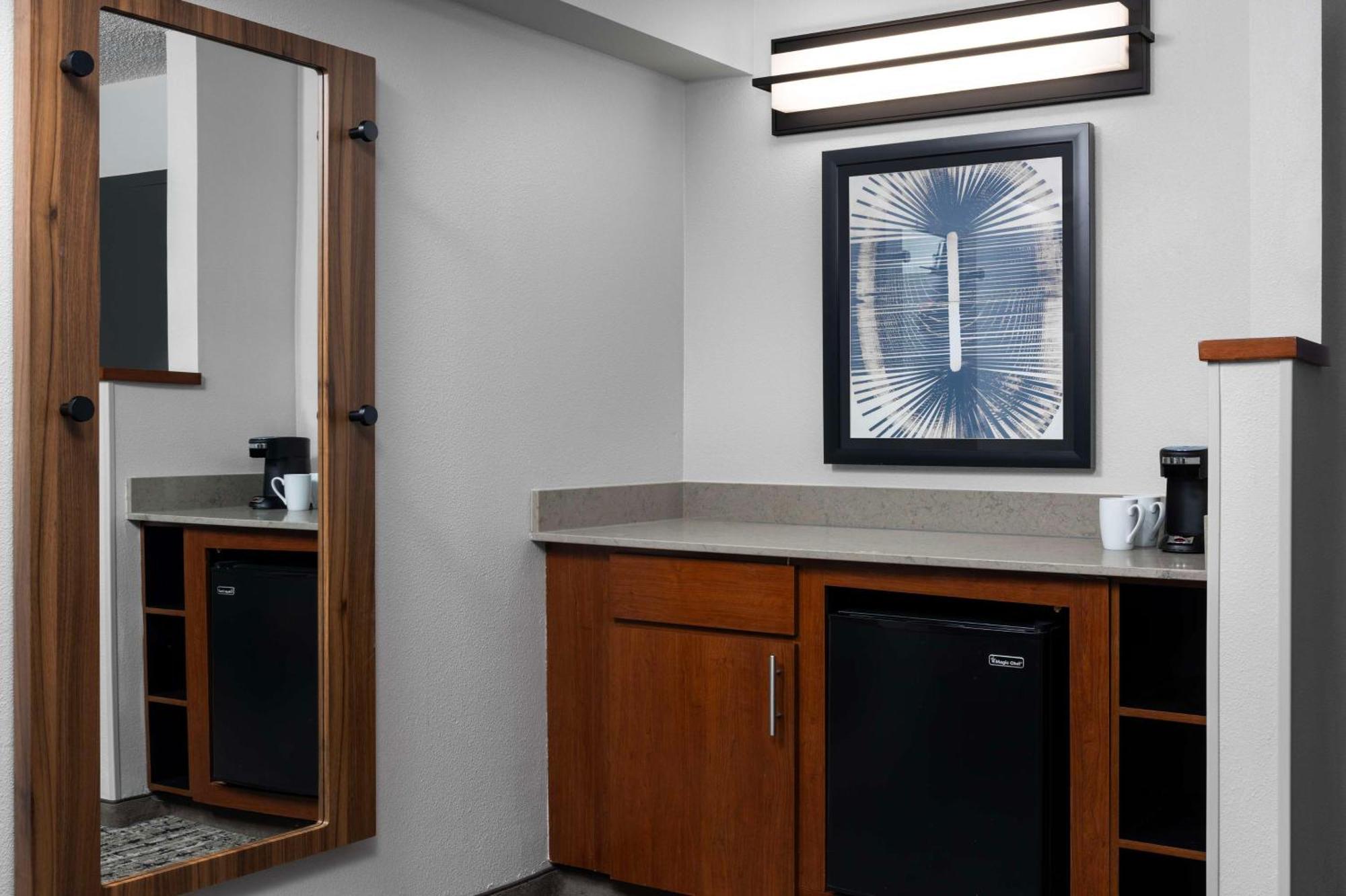 Hyatt Place Detroit/Utica Exteriör bild
